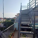 Apartment Roof Garden Center Split