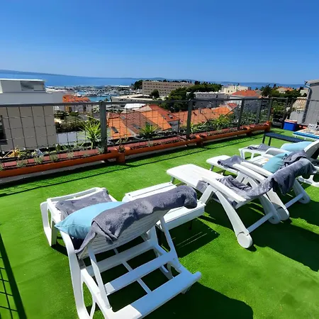 Апартаменты Roof Garden Center Сплит