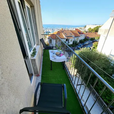 Апартаменты Roof Garden Center *